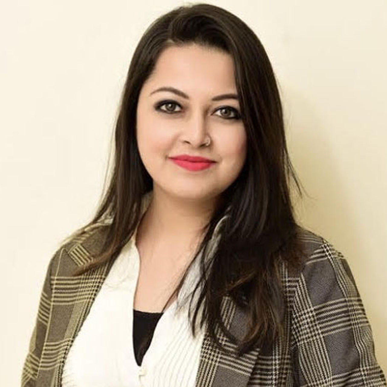 Dr Ishita